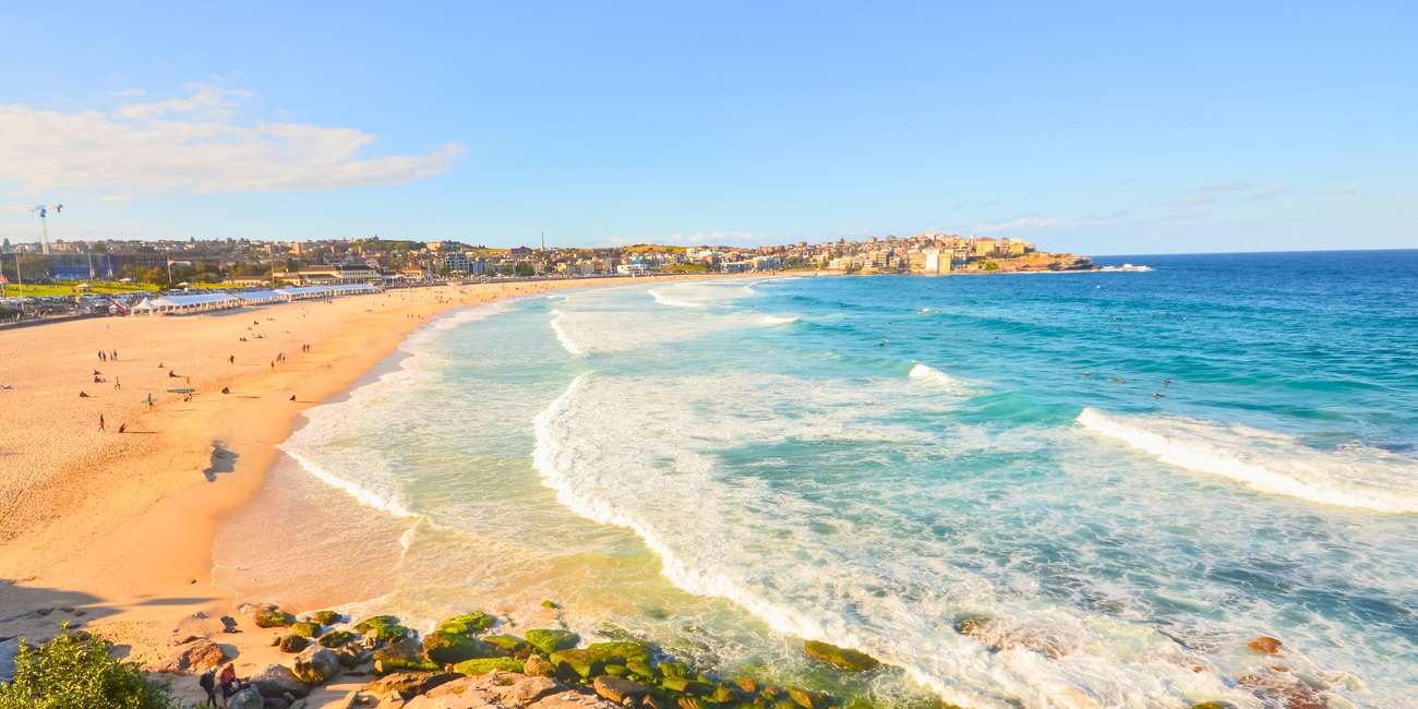 Sydney Hop-On Hop-Off Sightseeing Bus Tours – Iconic landmarks, panoramic city views, and must-see attractions in 2025 Hop-on hop-off sightseeing bus tours in Sydney, Australia – Top landmarks, famous attractions, and hidden gems in 2025